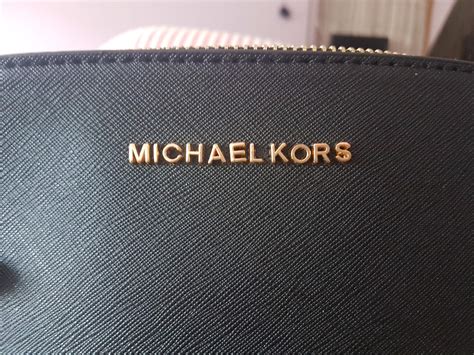 michael kors buchstaben p|Michael Kors handbags.